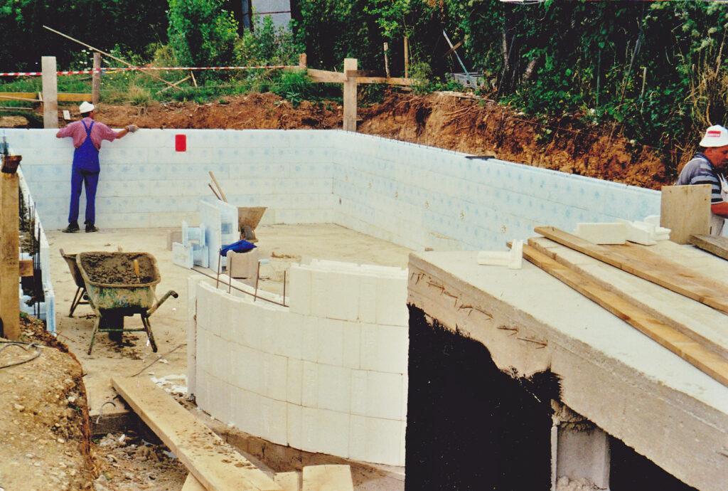 Isolierschwimmbecken_Austria Pool_ 1ste Seite